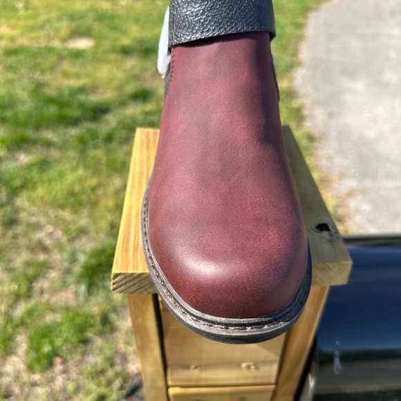 NWT Muk Luks Arya Patchwork Women's Multi-Color Boots - Picture 6 of 10